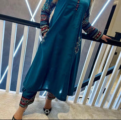 3 Colours NOIR 2 Piece casual pocket kameez suit Pakistani linen embroidered S-L