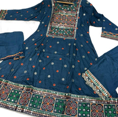 4 Colours HIBA dress suit 3 piece Pakistani linen embroidered Dupatta sequins S-XL