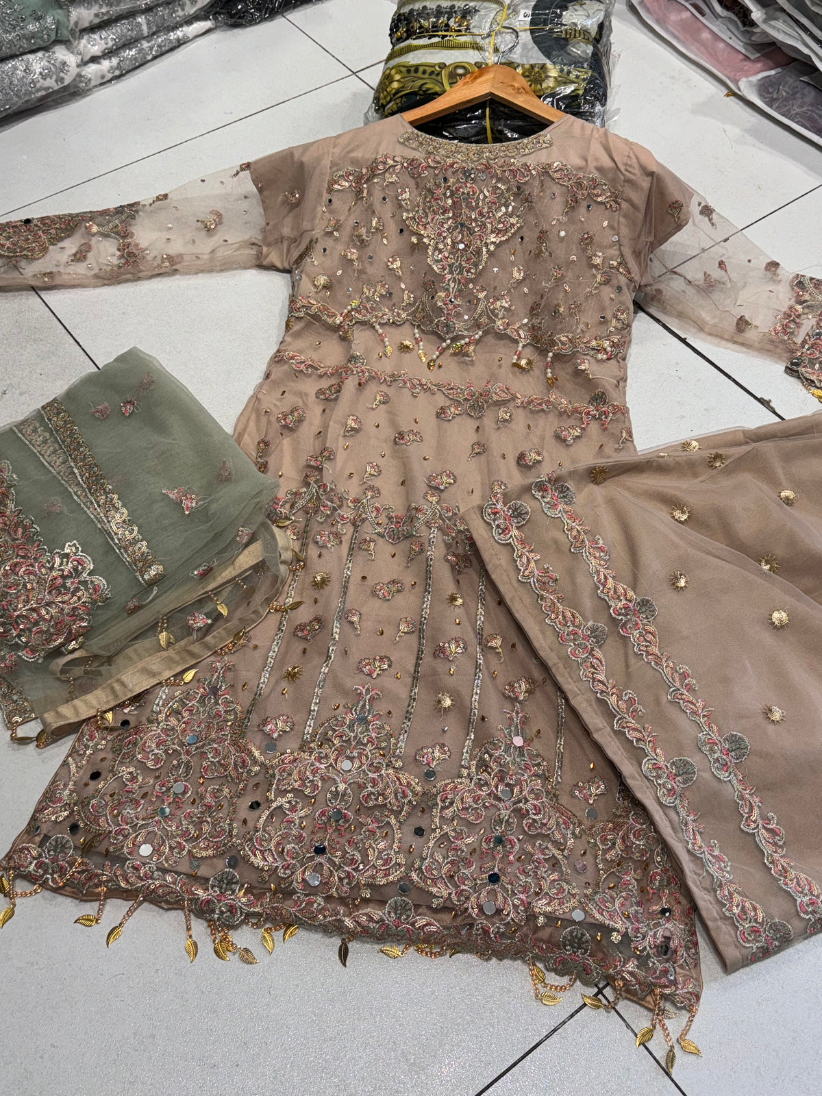 SELENA Shararah Kameez embroidery and embellishments Pakistani design S-XI suits