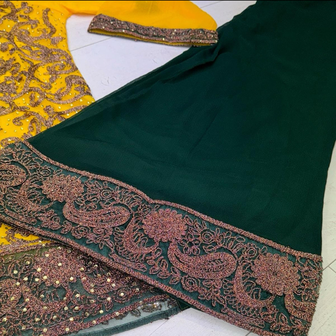 MEHNDI MAYOO 3 Plazzo Kameez chiffon embroidered stone work Pakistani design S-L suits