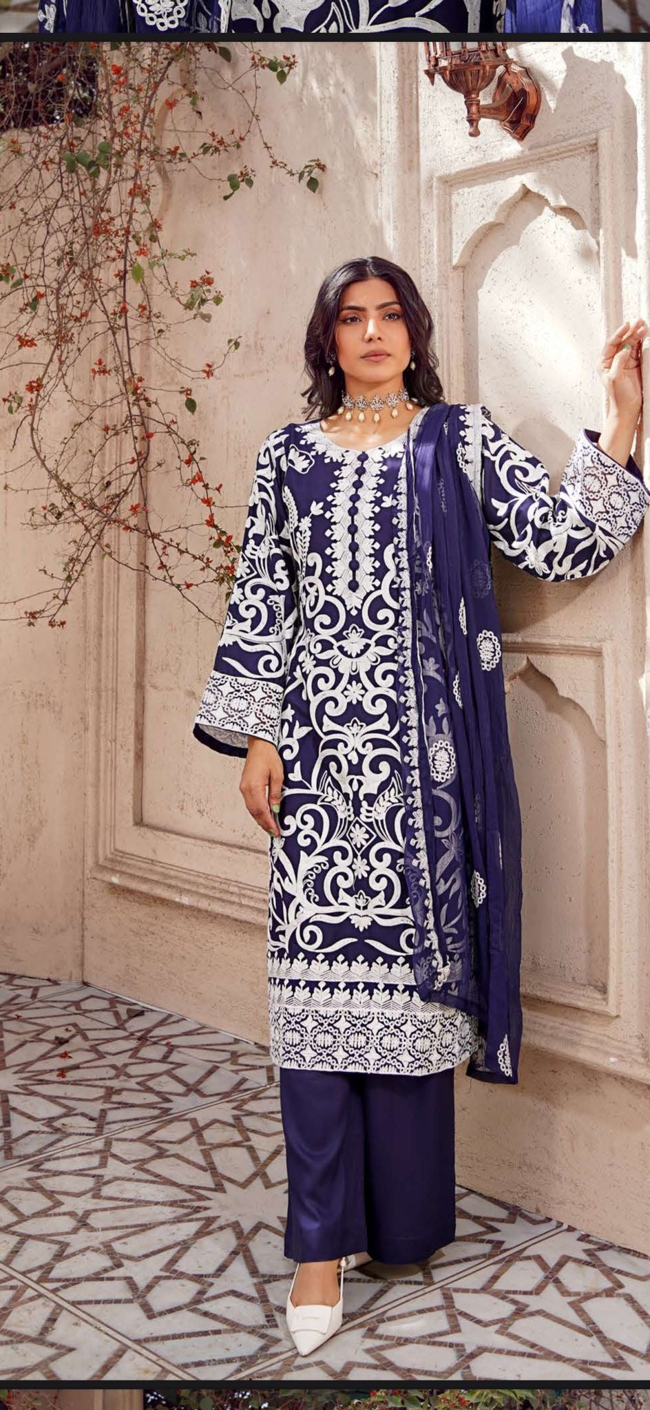 NAIRA - 4 Colours white embroidered salwar kameez suit 3 piece Pakistani embroidered chiffon Dupatta S-XL