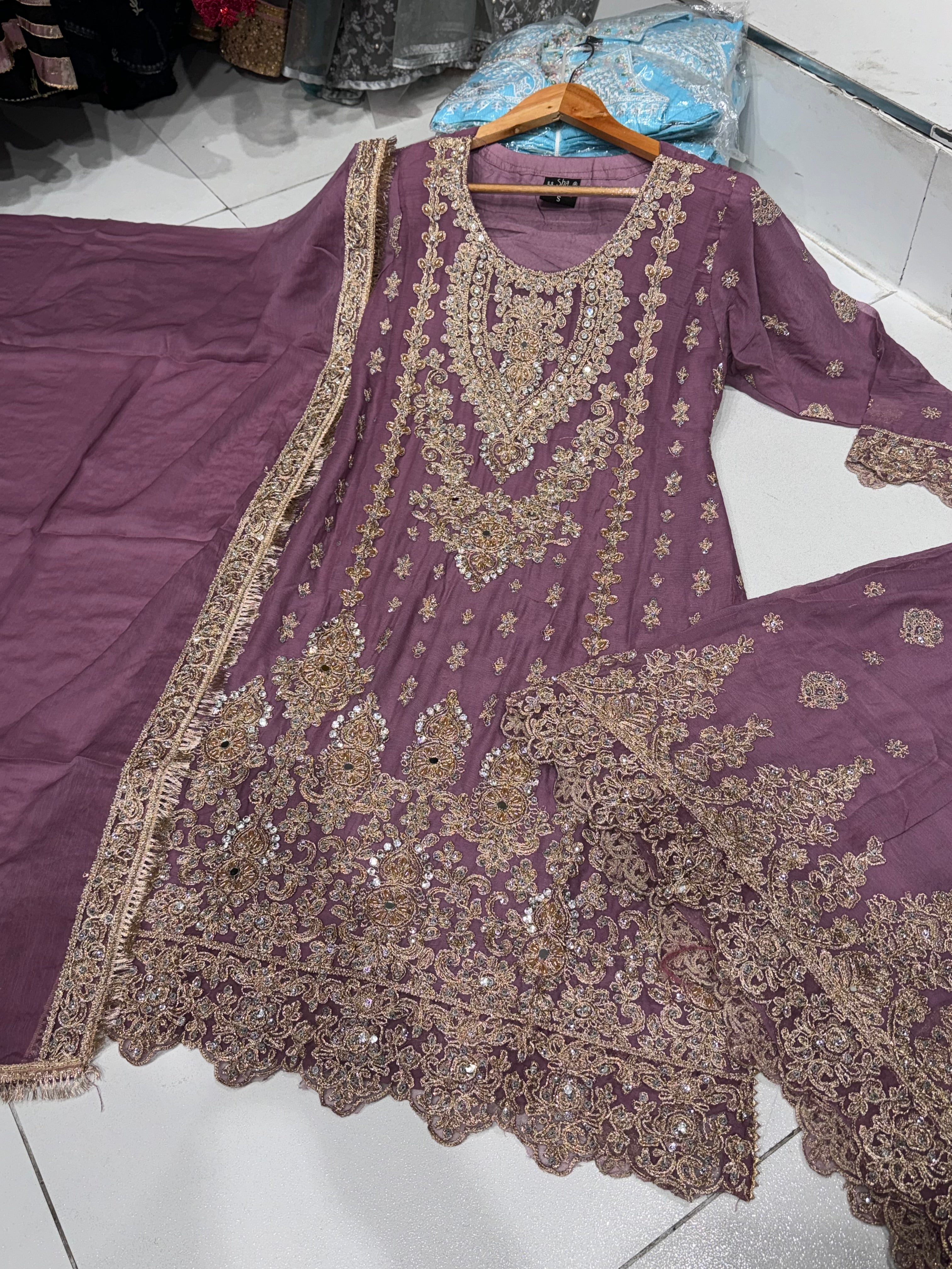 4 Colours BEKHUD Plazzo Kameez chiffon embroidered Pakistani design S-XI suits