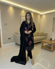 2 Colours NOORIE Velvet premium EID 26’ salwar Kameez embroidered Pakistani design S-XI suits