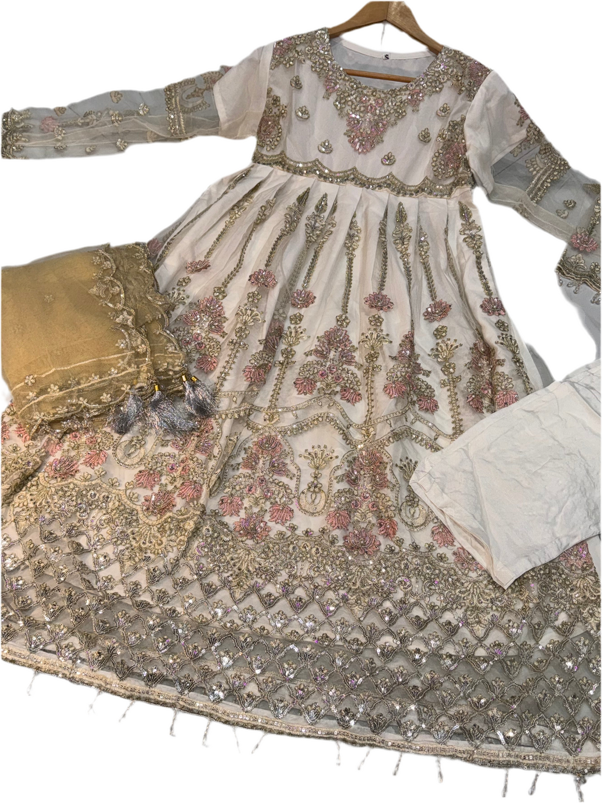 AMARAH Wedding Edition heavy Pakistani fancy dress with embroidery & embellishments S-L