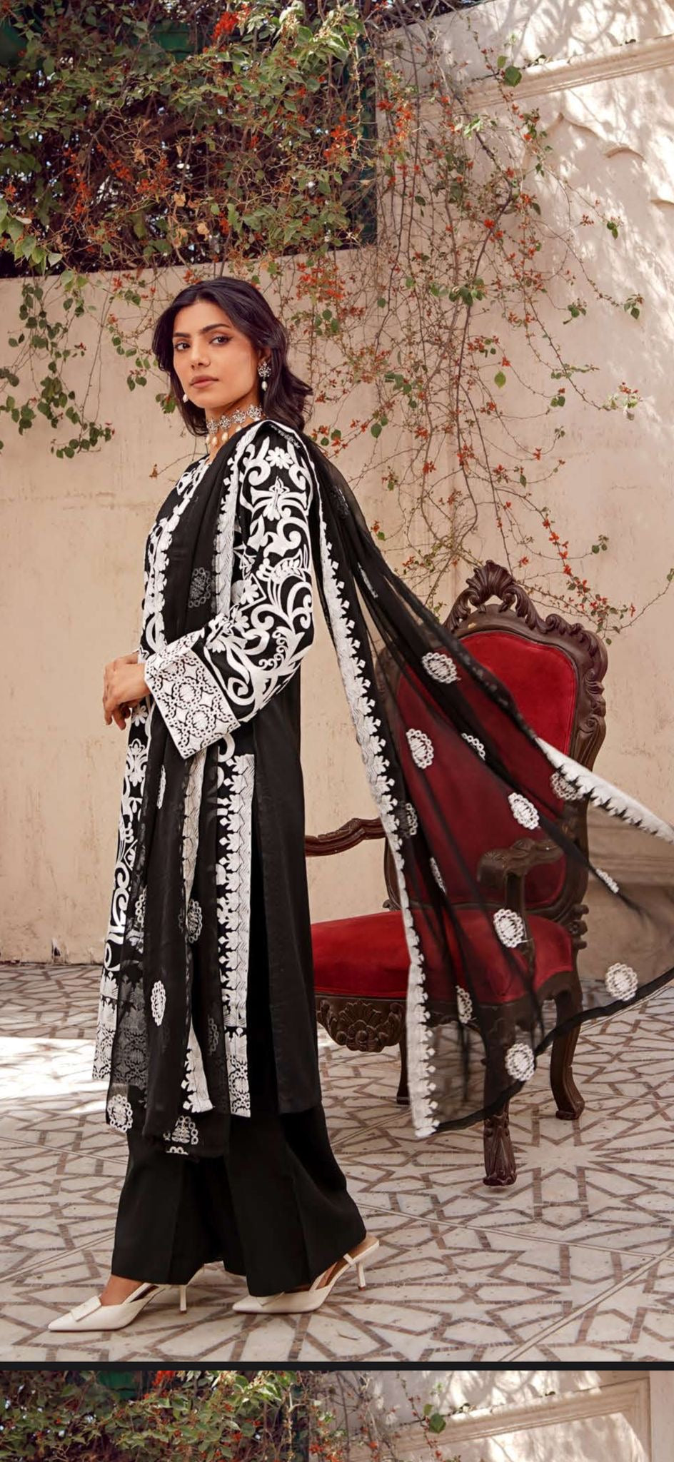 NAIRA - 4 Colours white embroidered salwar kameez suit 3 piece Pakistani embroidered chiffon Dupatta S-XL